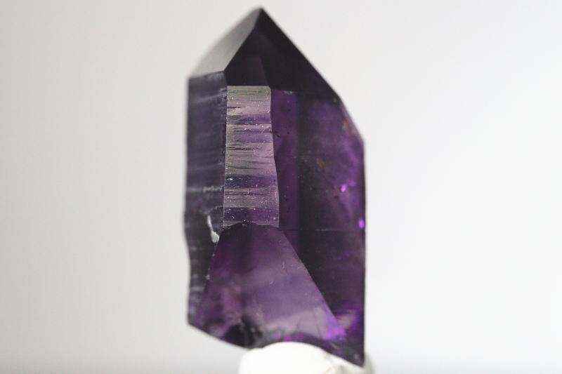 ブランドバーグアメジスト