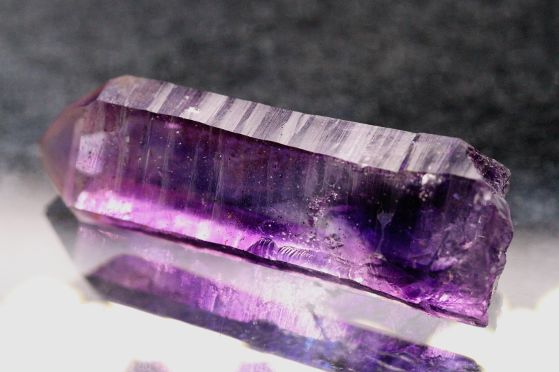 ブランドバーグアメジスト