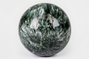 セラフィナイト